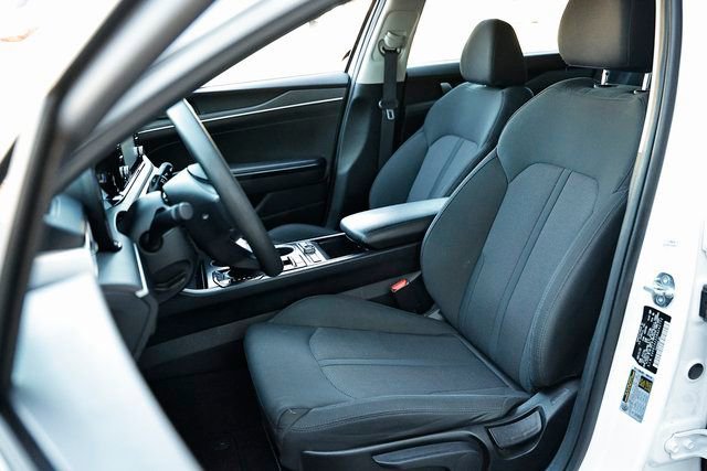 Used 2024 Kia K5 LXS image 20