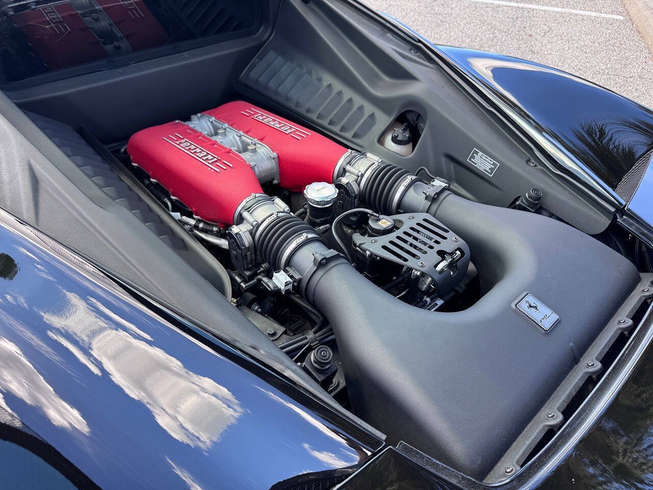 Used 2010 Ferrari 458 Italia Coupe RWD image 81