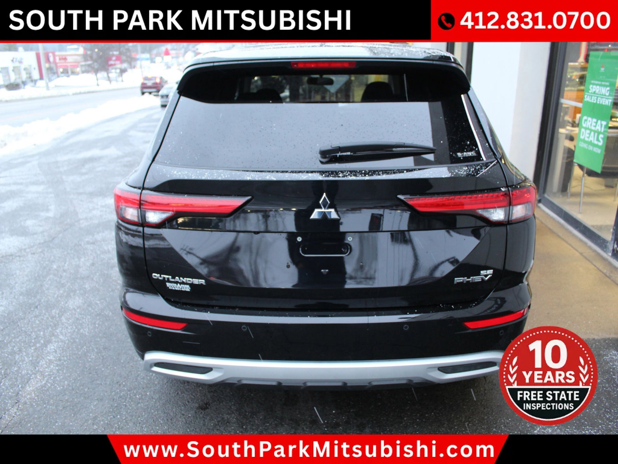 Used 2025 Mitsubishi Outlander SE image 8