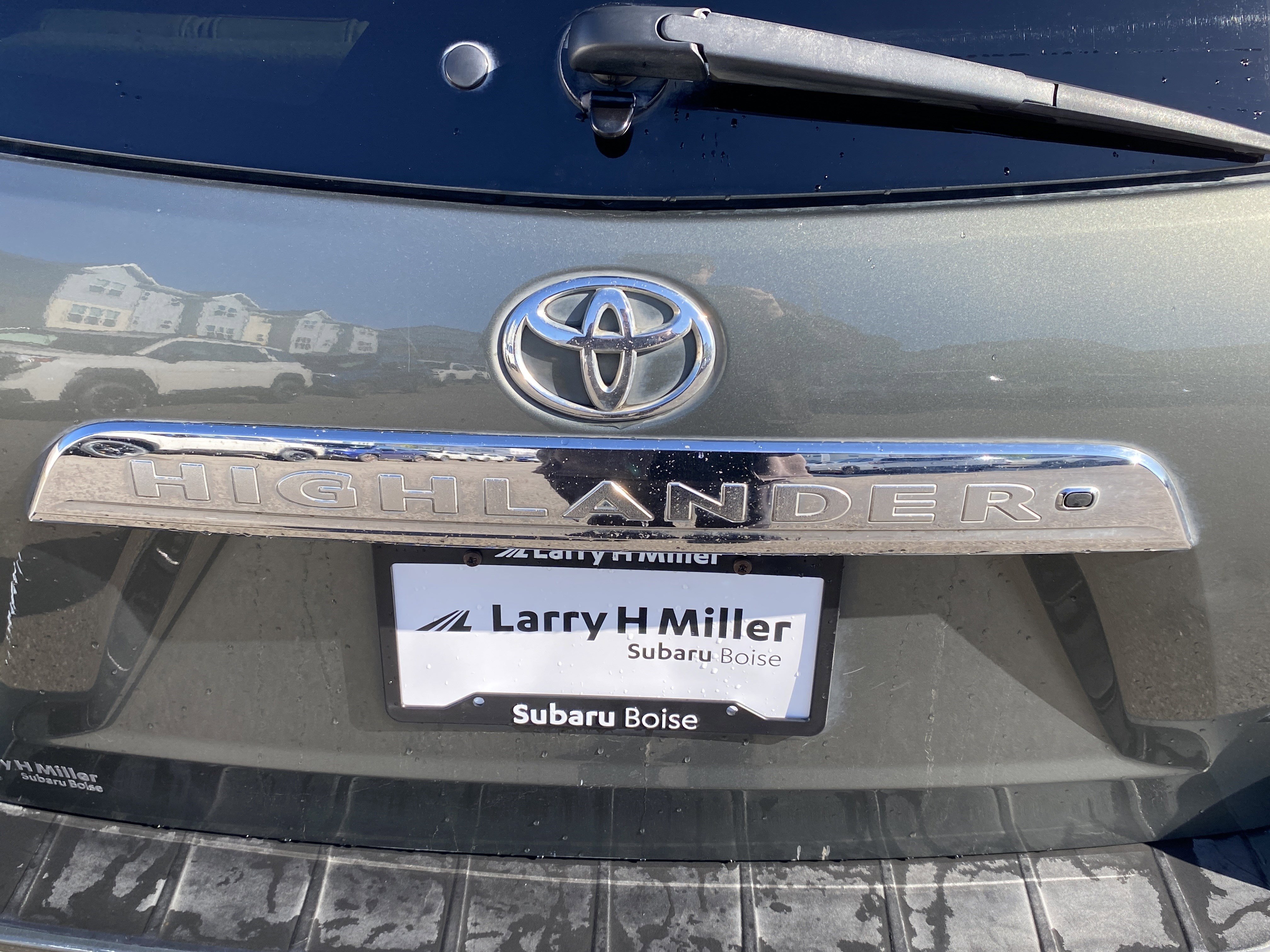 Used 2012 Toyota Highlander SE w/ Tow Pkg AWD/4WD image 27