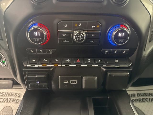 Used 2020 Chevrolet Silverado 1500 LTZ w/ LTZ Plus Package AWD/4WD image 37