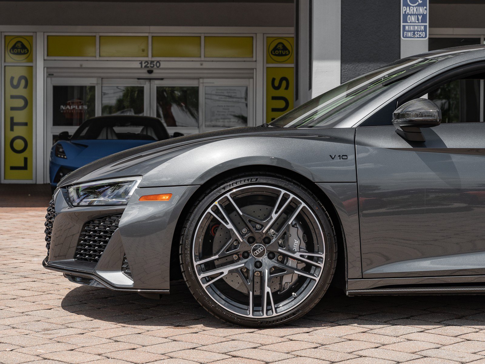 Used 2023 Audi R8 V10 performance image 12