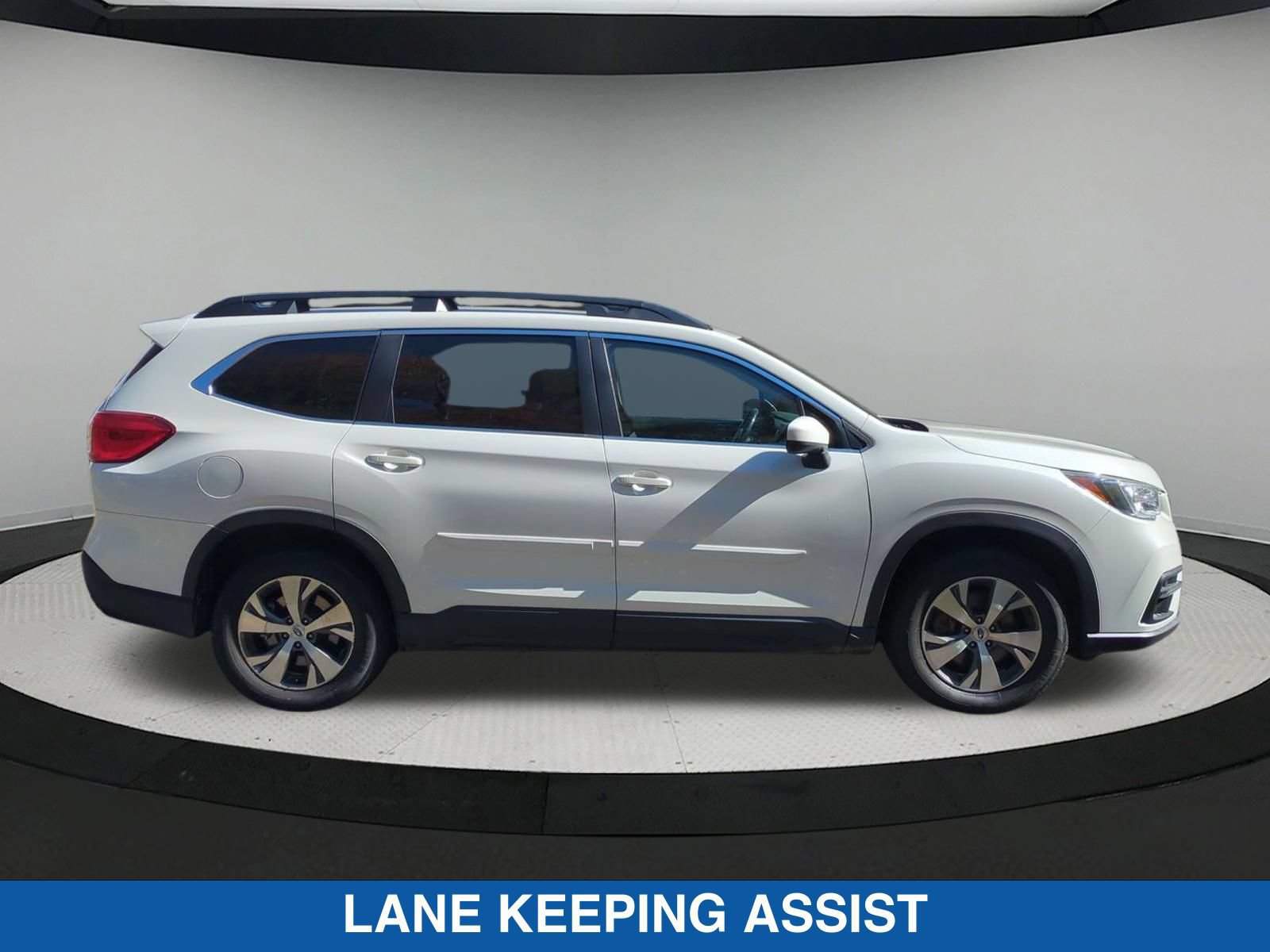 Used 2021 Subaru Ascent Premium w/ Convenience Package AWD/4WD image 2
