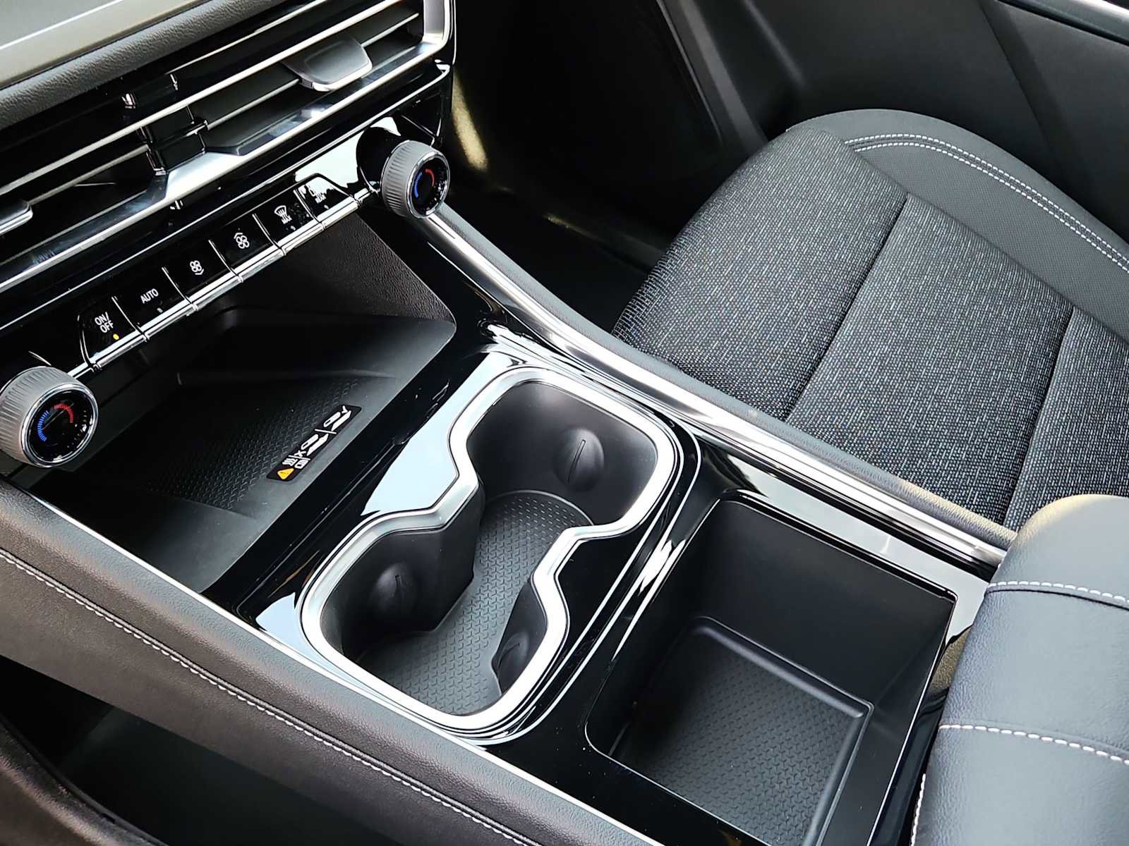 New 2026 Chevrolet Traverse LT image 20