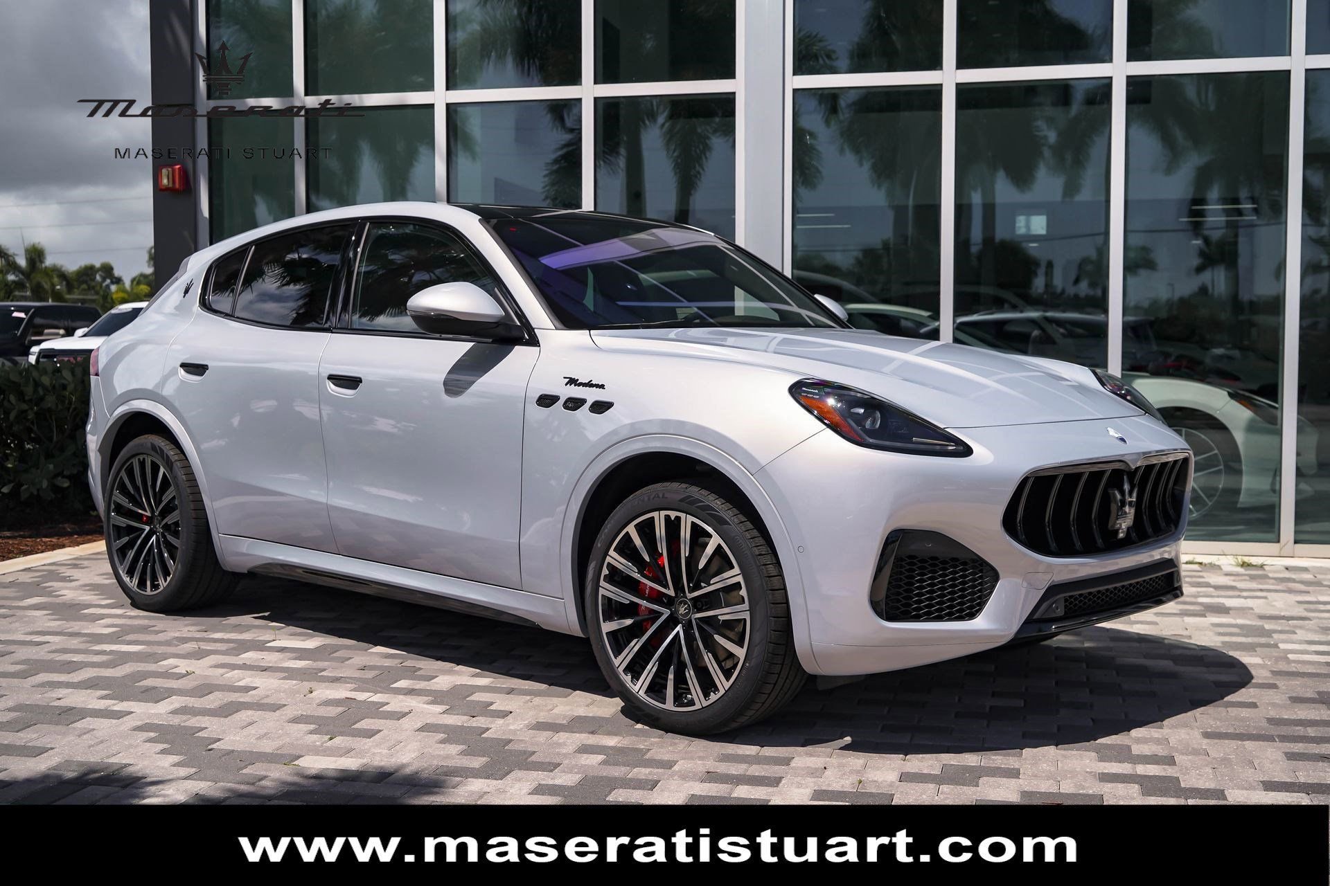 New 2025 Maserati Grecale Modena image 2