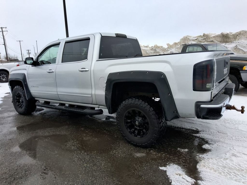 Used 2015 GMC Sierra 1500 SLE w/ Carbon-22 Edition image 6