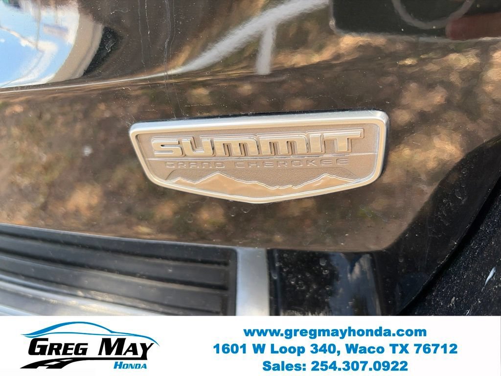 Used 2019 Jeep Grand Cherokee Summit AWD/4WD image 16