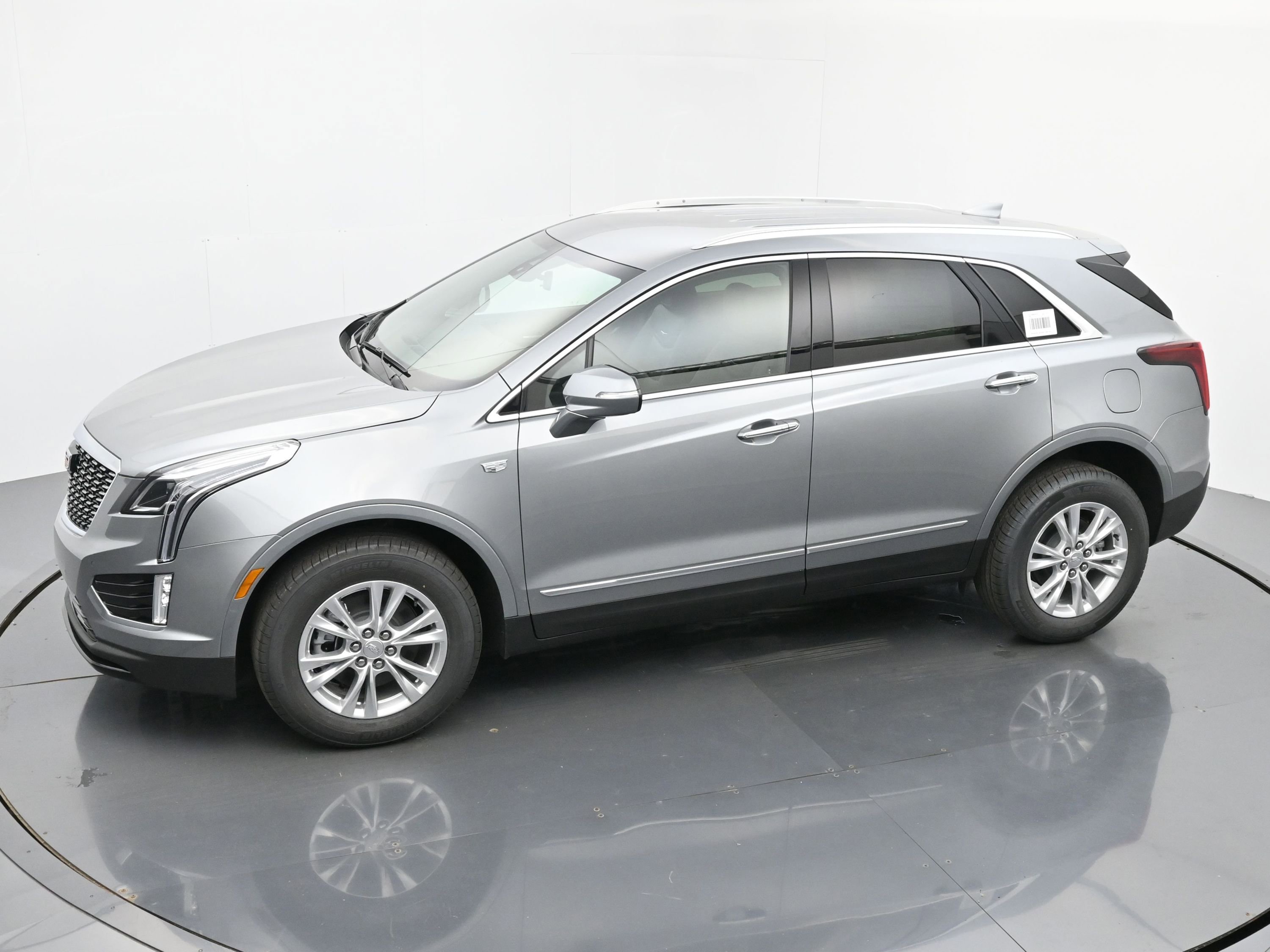 New 2025 Cadillac XT5 Luxury AWD/4WD image 24