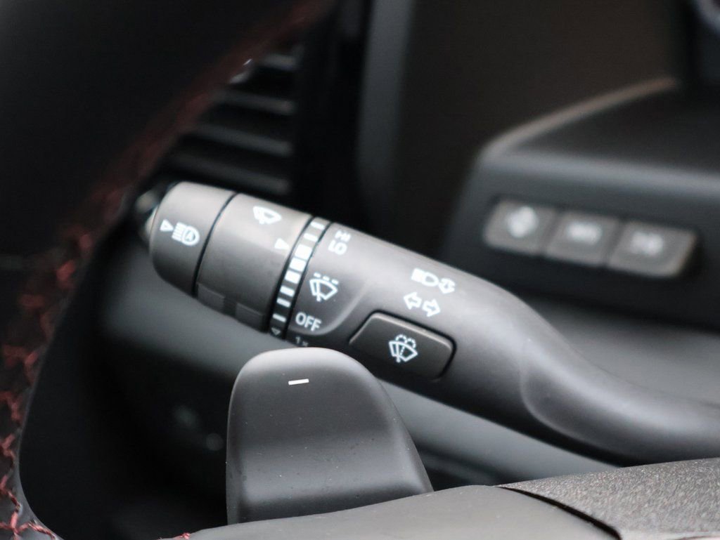 New 2026 GMC Sierra 1500 AT4X w/ LPO, Black Badging Package image 17