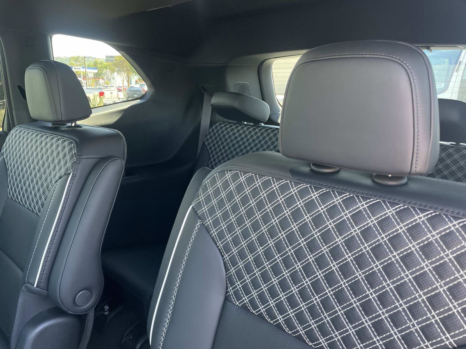 New 2026 GMC Acadia Denali w/ Super Cruise Package image 25