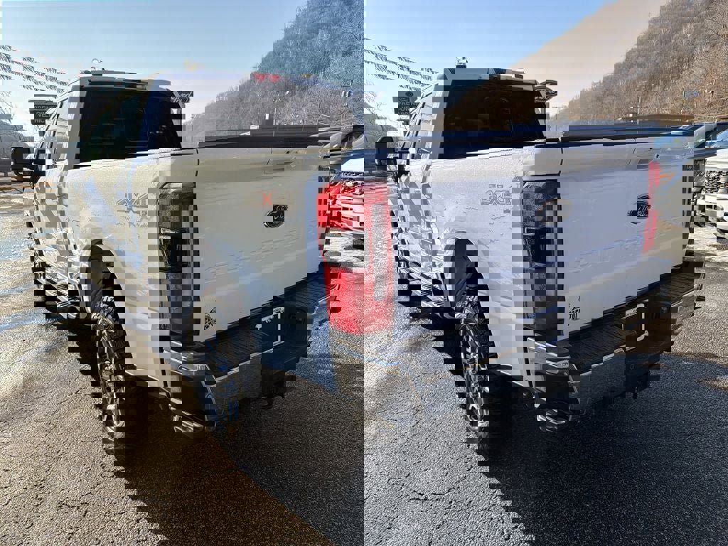 Used 2024 Ford F250 Lariat image 7