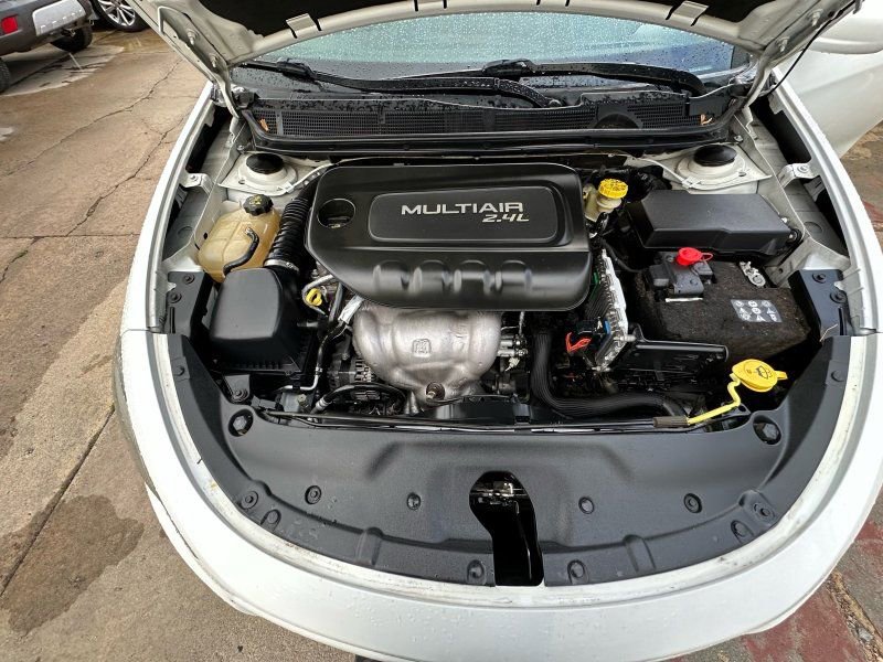 Used 2016 Dodge Dart SXT FWD image 18