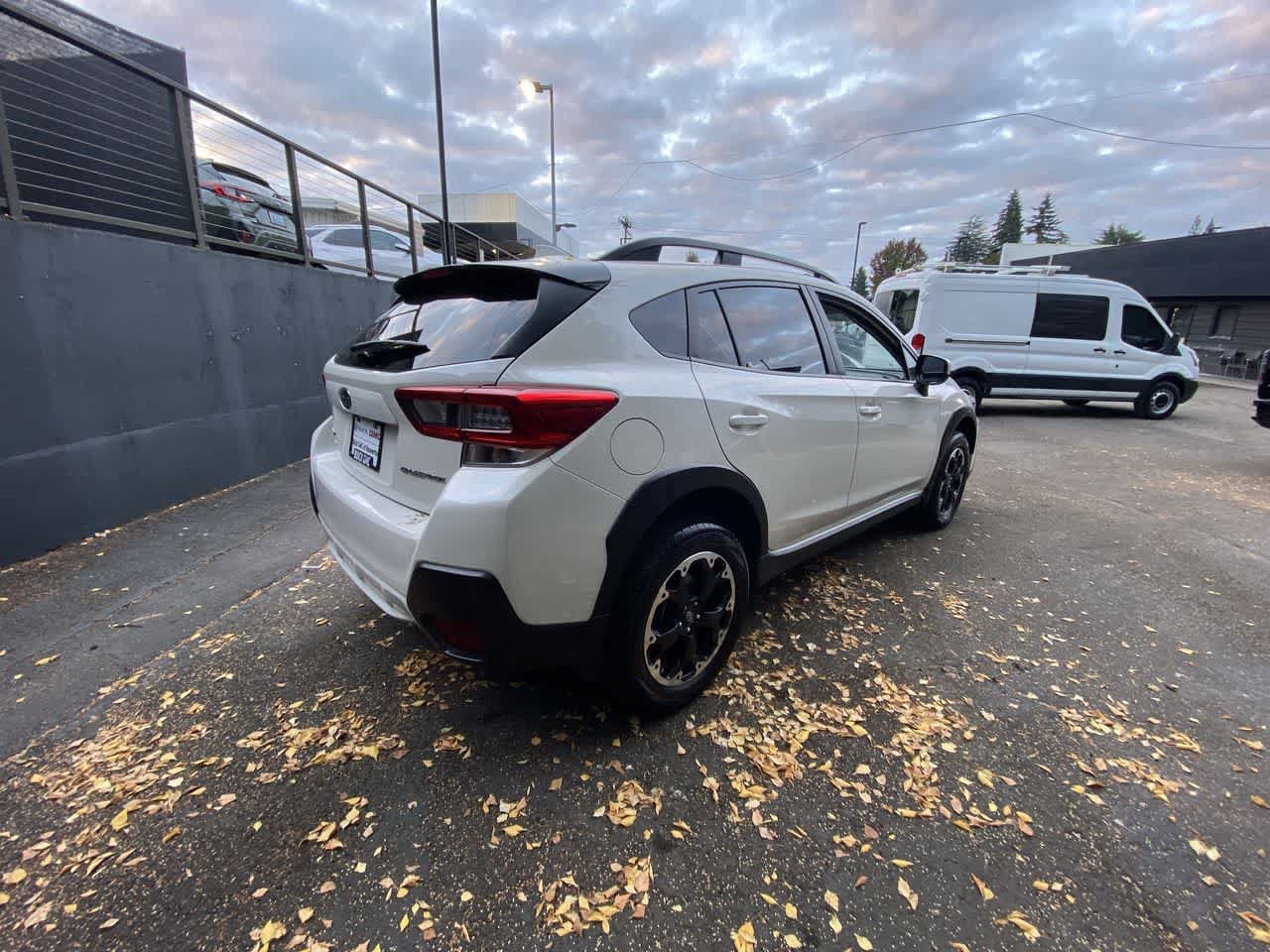 Used 2023 Subaru Crosstrek 2.0i Premium AWD/4WD image 6