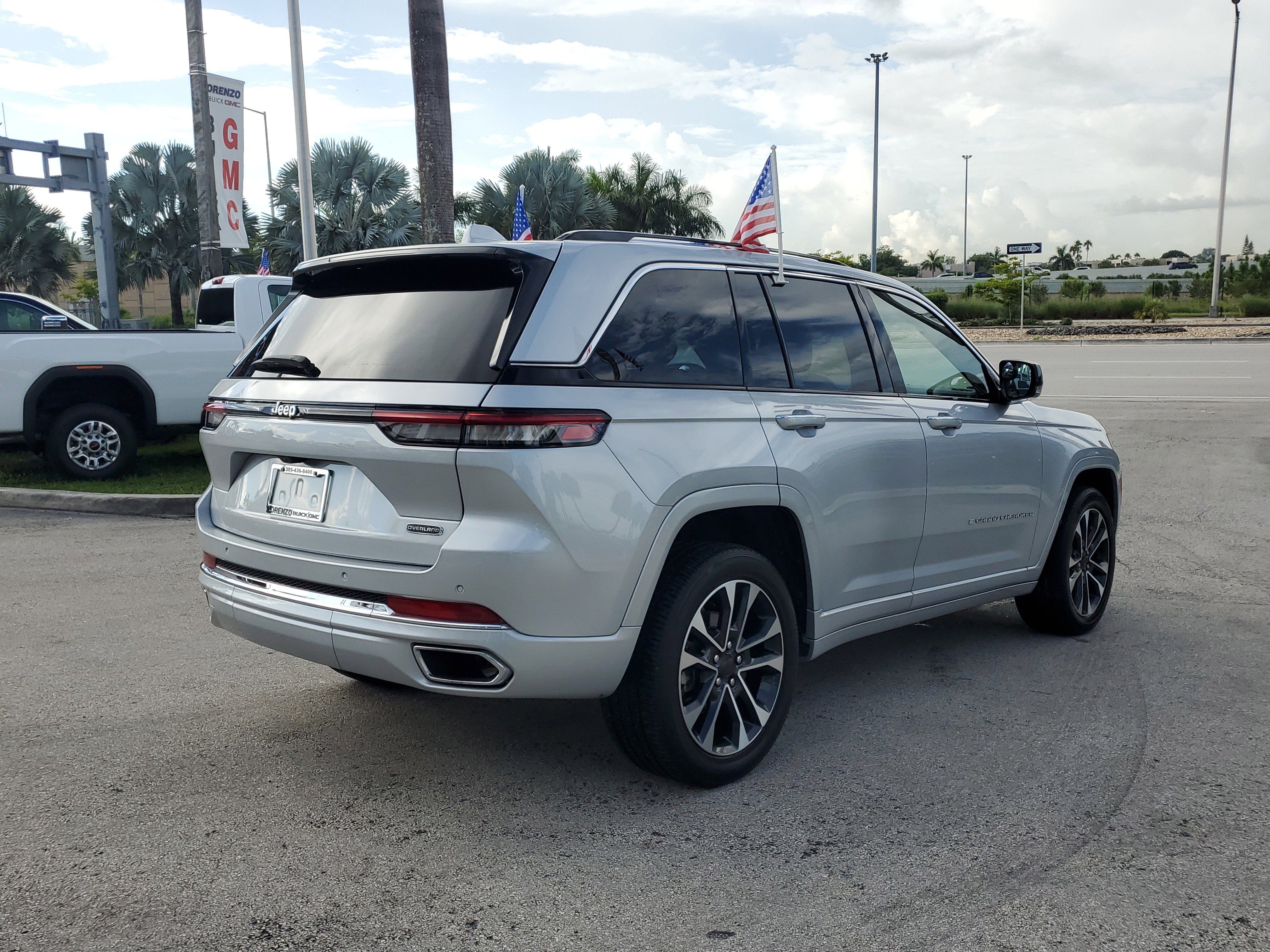 Used 2022 Jeep Grand Cherokee Overland image 5