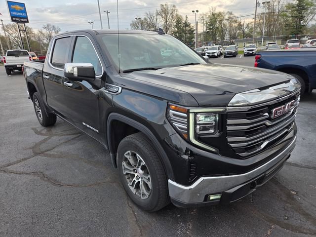 Used 2025 GMC Sierra 1500 SLT image 3