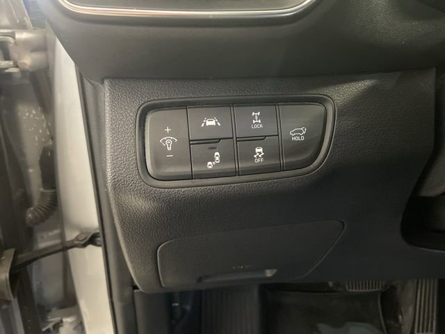 Used 2020 Hyundai Santa Fe Limited image 26