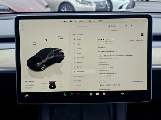 Used 2023 Tesla Model Y Long Range image 35