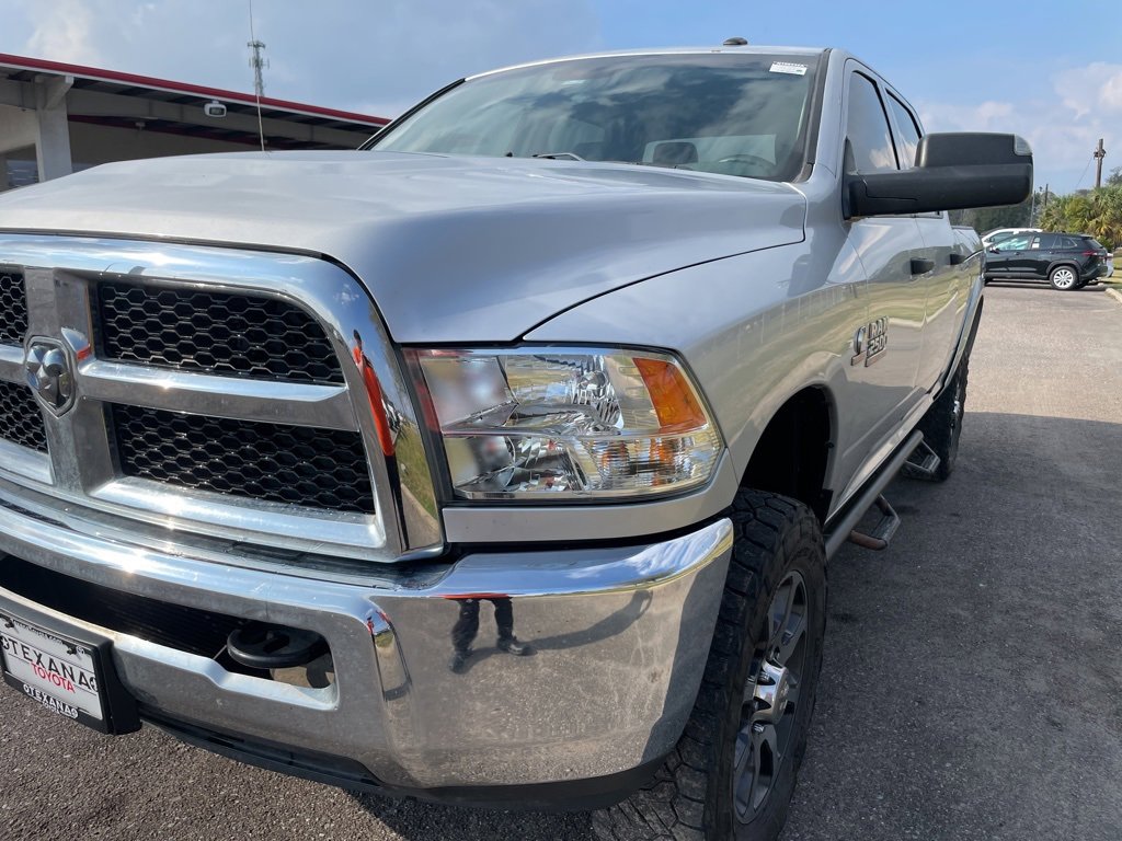 Used 2018 RAM 2500 Tradesman w/ Chrome Appearance Group image 10