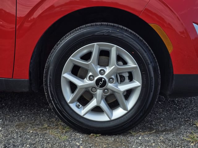 Certified 2025 Kia Soul S FWD image 13