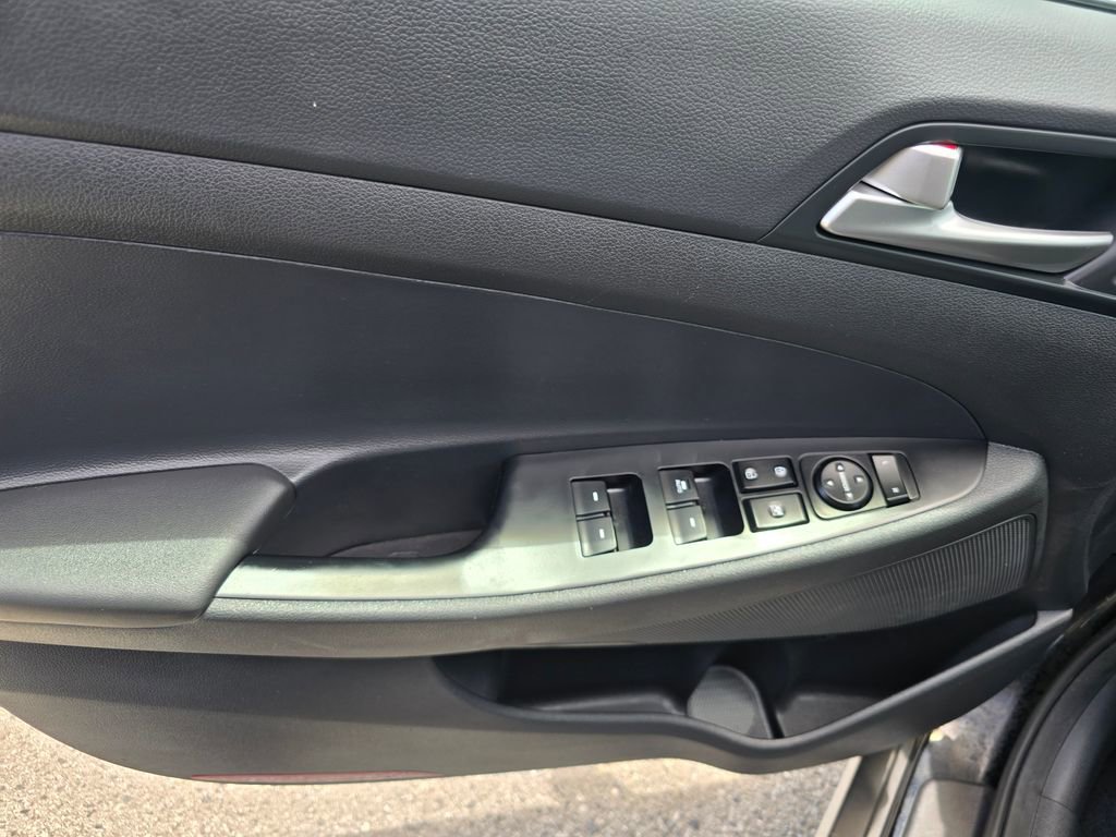 Used 2019 Hyundai Tucson SEL AWD/4WD image 16