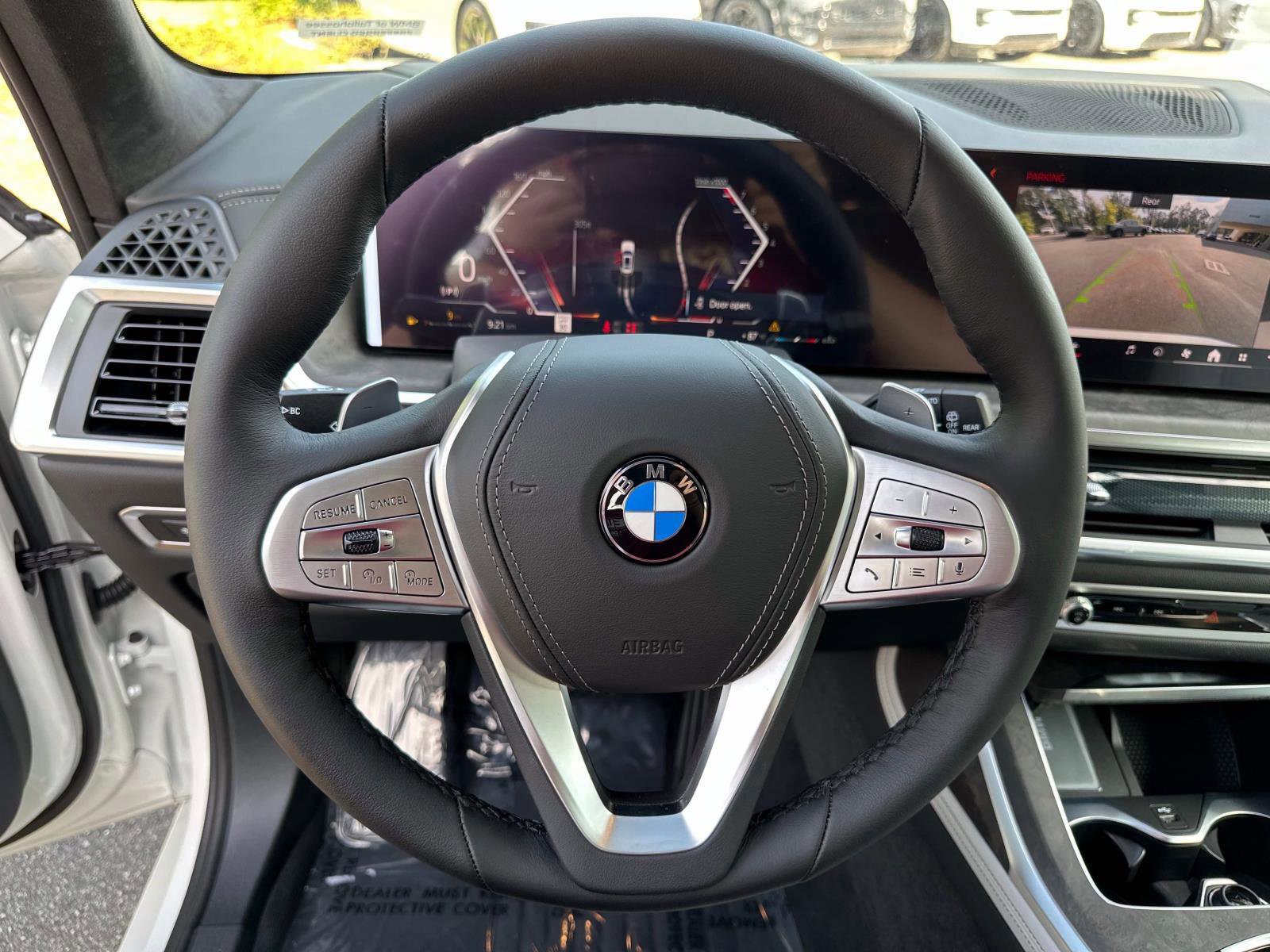 New 2026 BMW X7 xDrive40i w/ Premium Package image 19