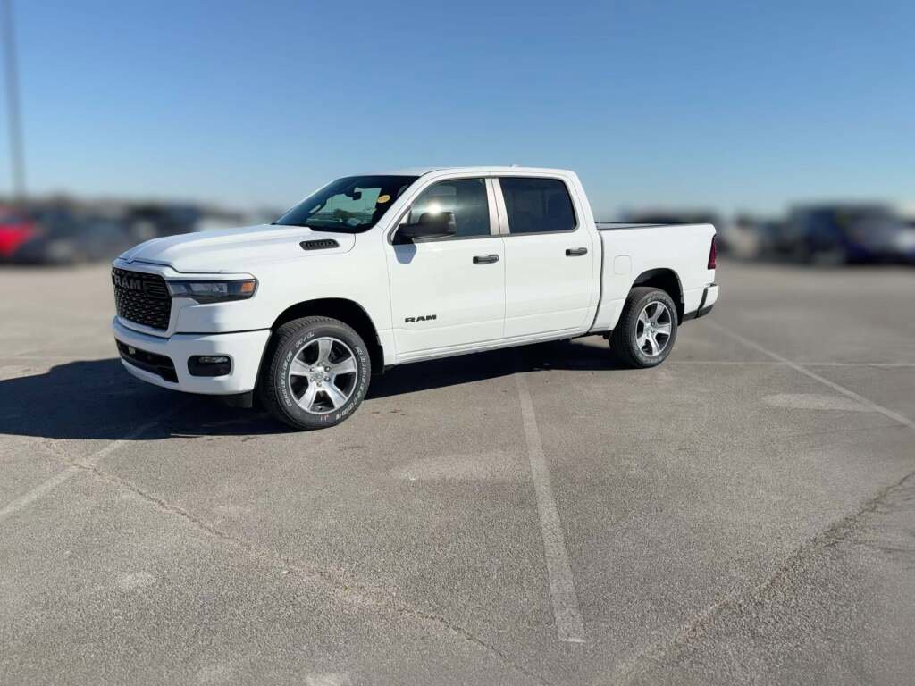 New 2026 RAM 1500 Express image 4