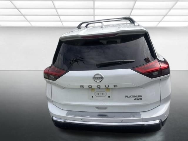 Used 2025 Nissan Rogue Platinum w/ Platinum Premium Package AWD/4WD image 9