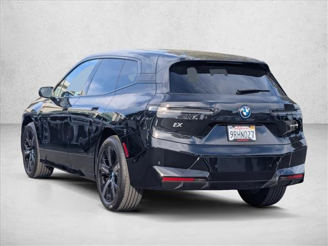 Used 2025 BMW iX xDrive50 image 8