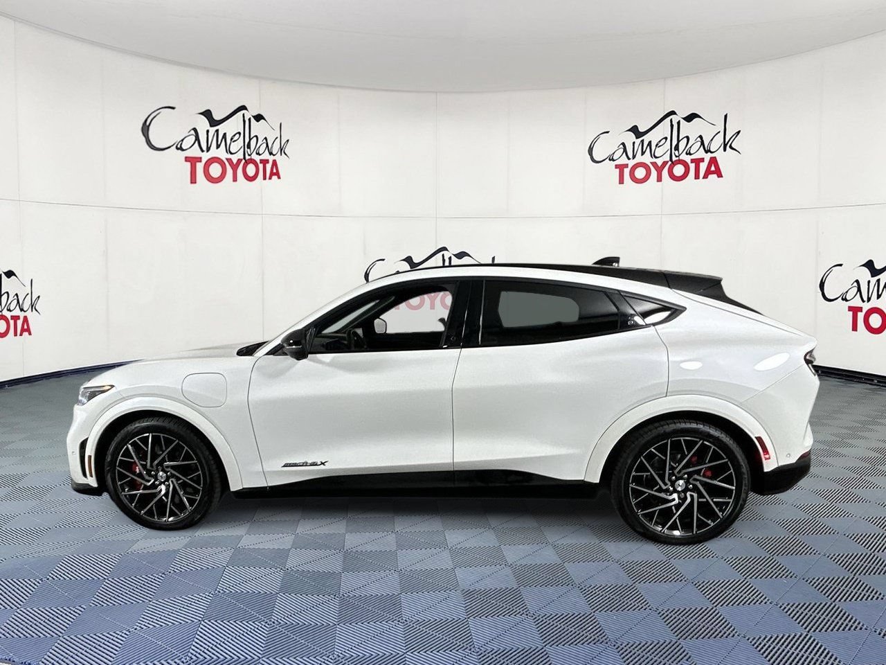 Used 2022 Ford Mustang Mach-E GT w/ GT Performance Edition AWD/4WD image 4