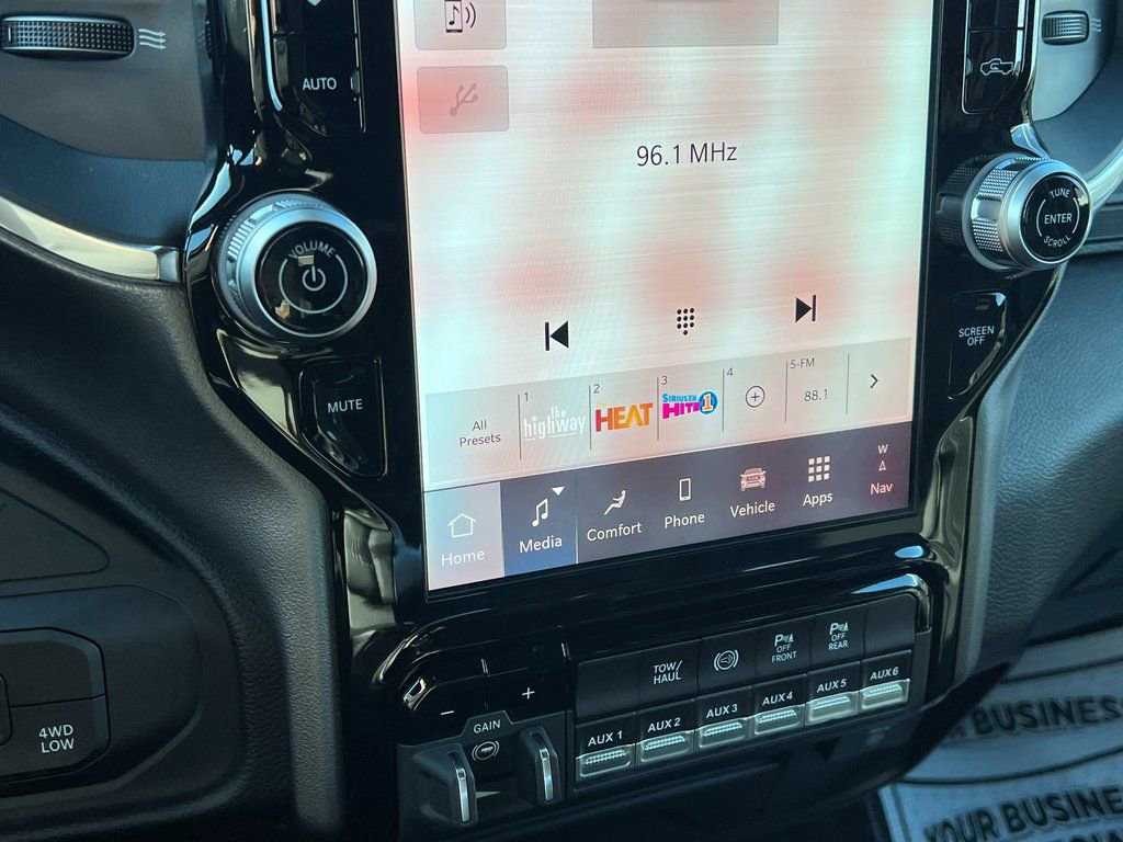 New 2026 RAM 2500 Laramie w/ Towing Technology Group image 24