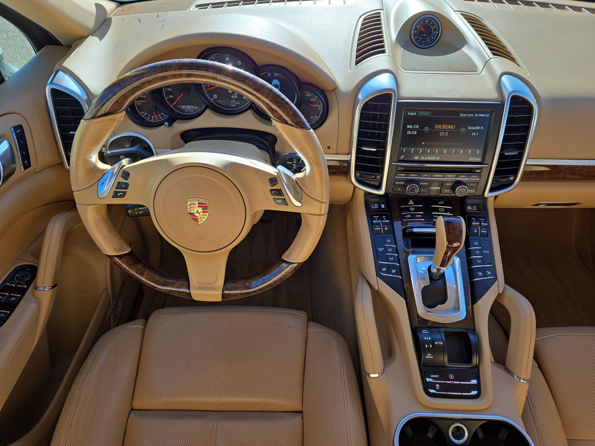 Used 2014 Porsche Cayenne image 14
