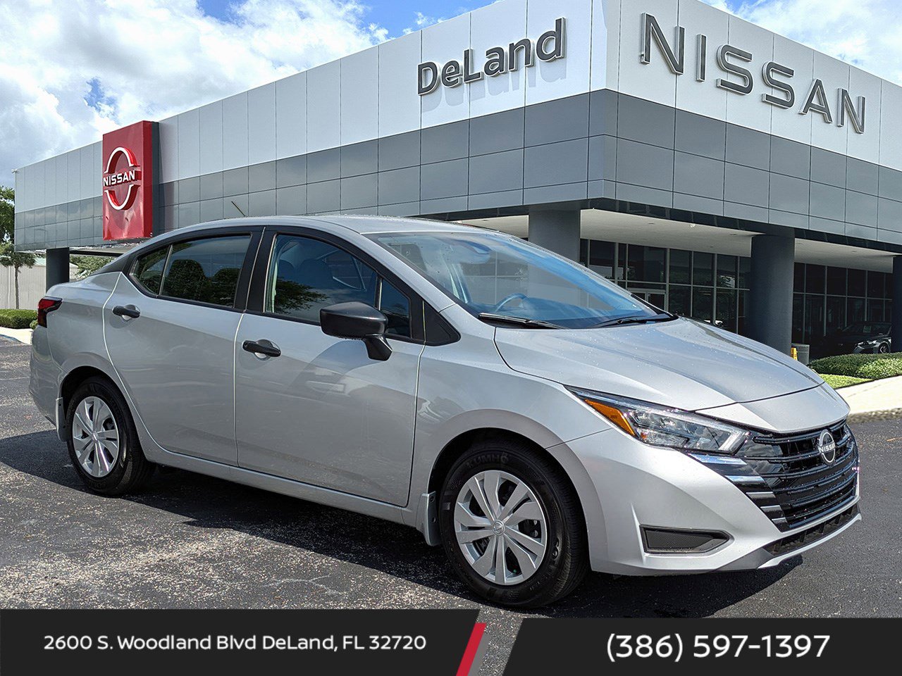 New 2025 Nissan Versa S w/ Trunk Package