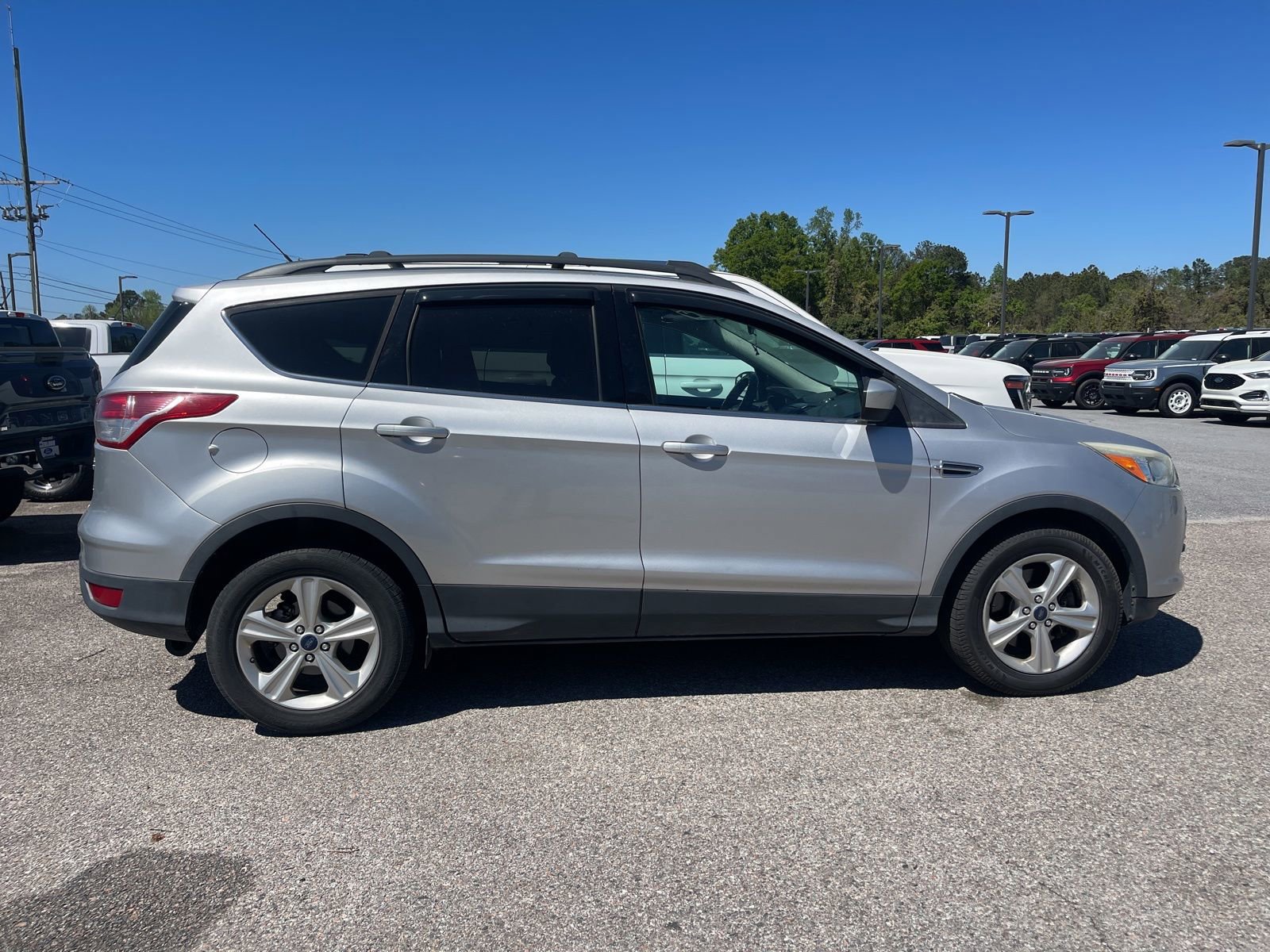Used 2013 Ford Escape SE image 8