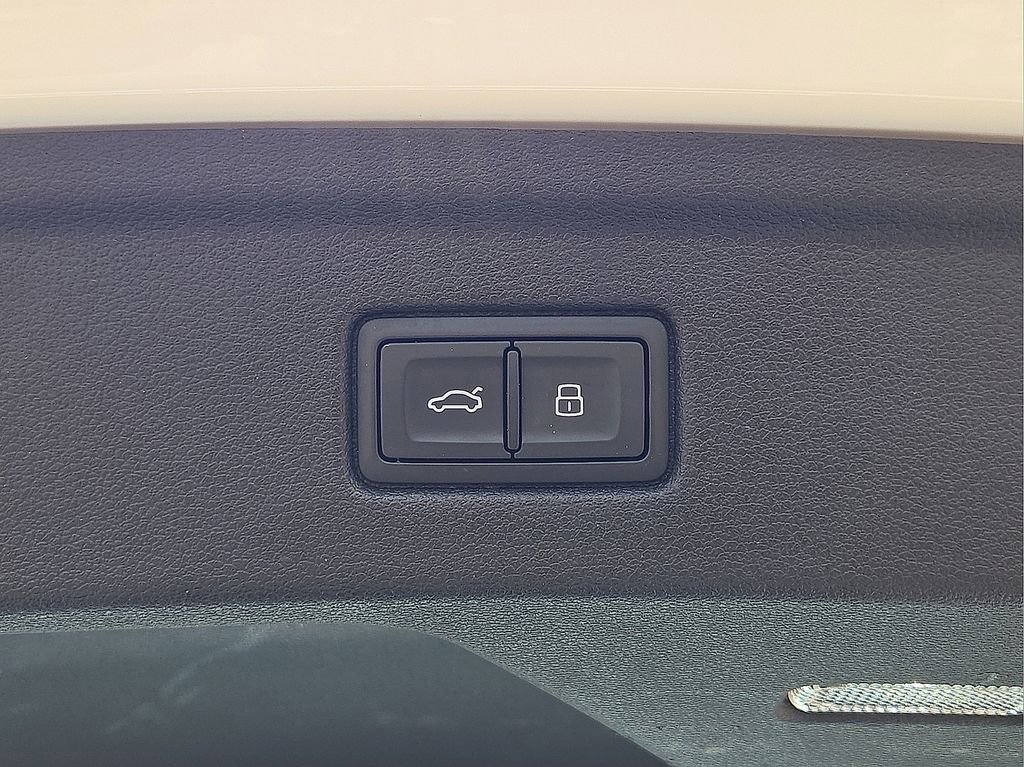 Used 2024 Audi A5 2.0T Premium Plus image 16