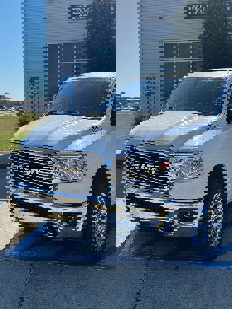 Used 2021 RAM 1500 Big Horn image 2