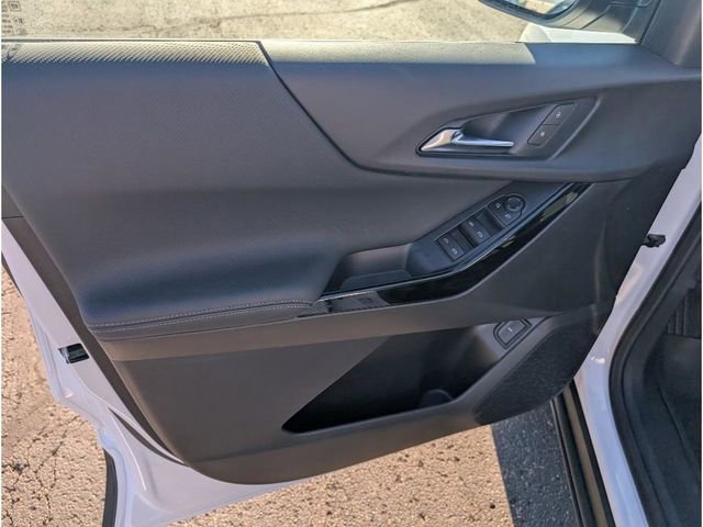 New 2026 Chevrolet Equinox LT w/ Convenience Package II image 14