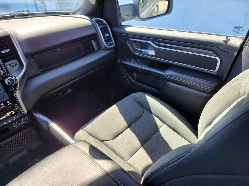 Used 2023 RAM 1500 Big Horn AWD/4WD image 13