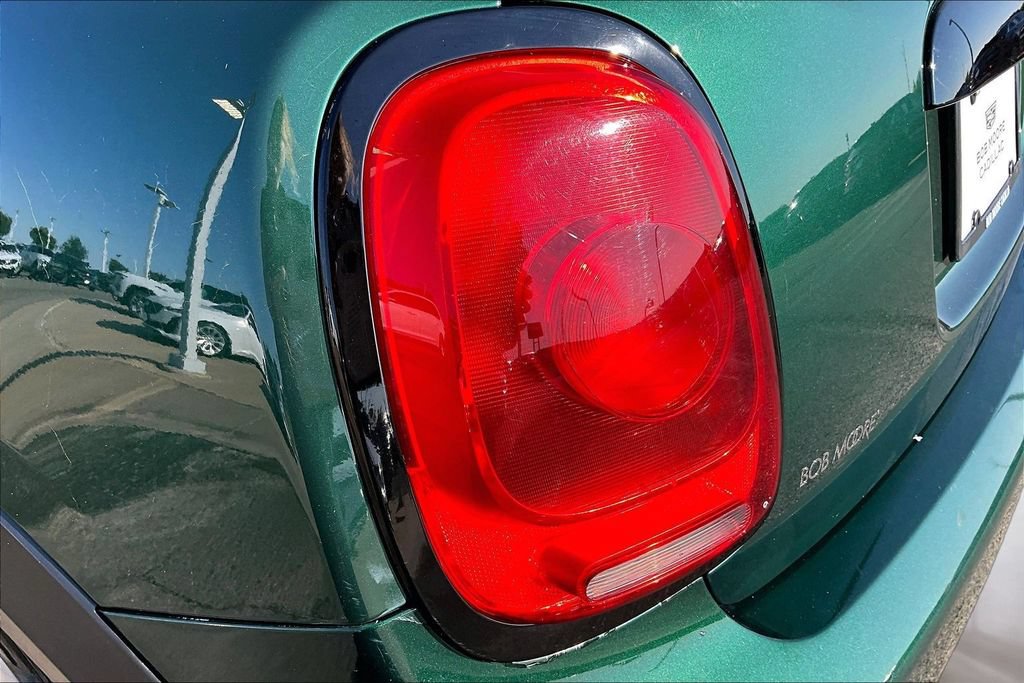 Used 2017 MINI Cooper 4-Door Hardtop FWD image 31