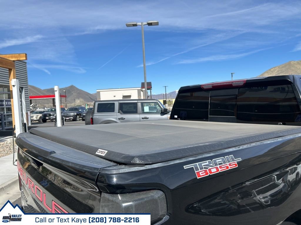 Used 2024 Chevrolet Silverado 1500 LT Trail Boss w/ Convenience Package II image 10