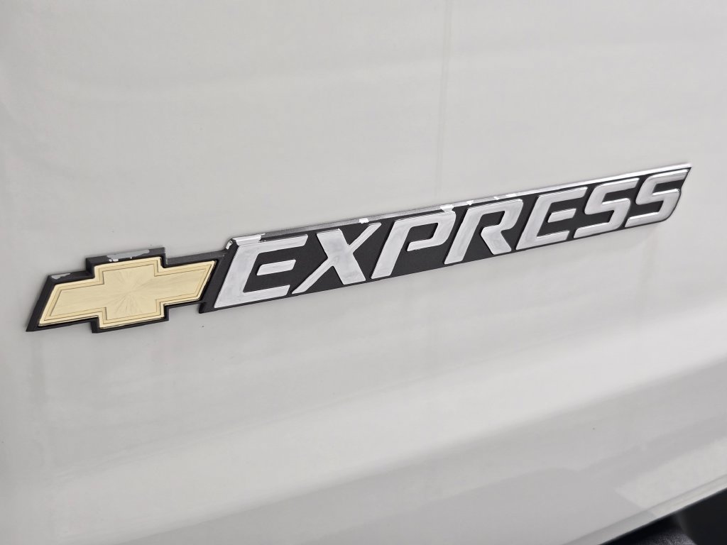 New 2026 Chevrolet Express 2500 w/ Communications Package RWD image 13