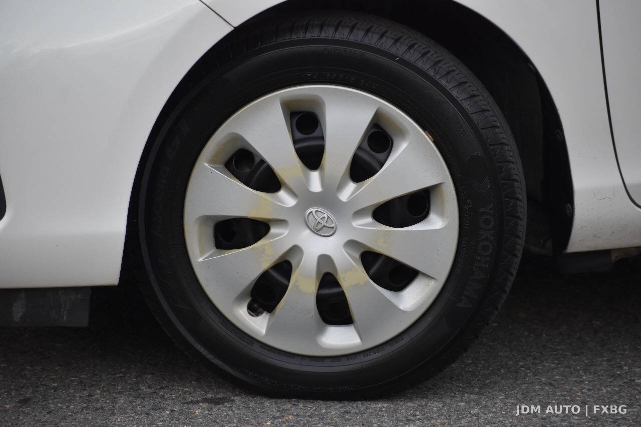 Used 2012 Toyota Prius C Three FWD image 35