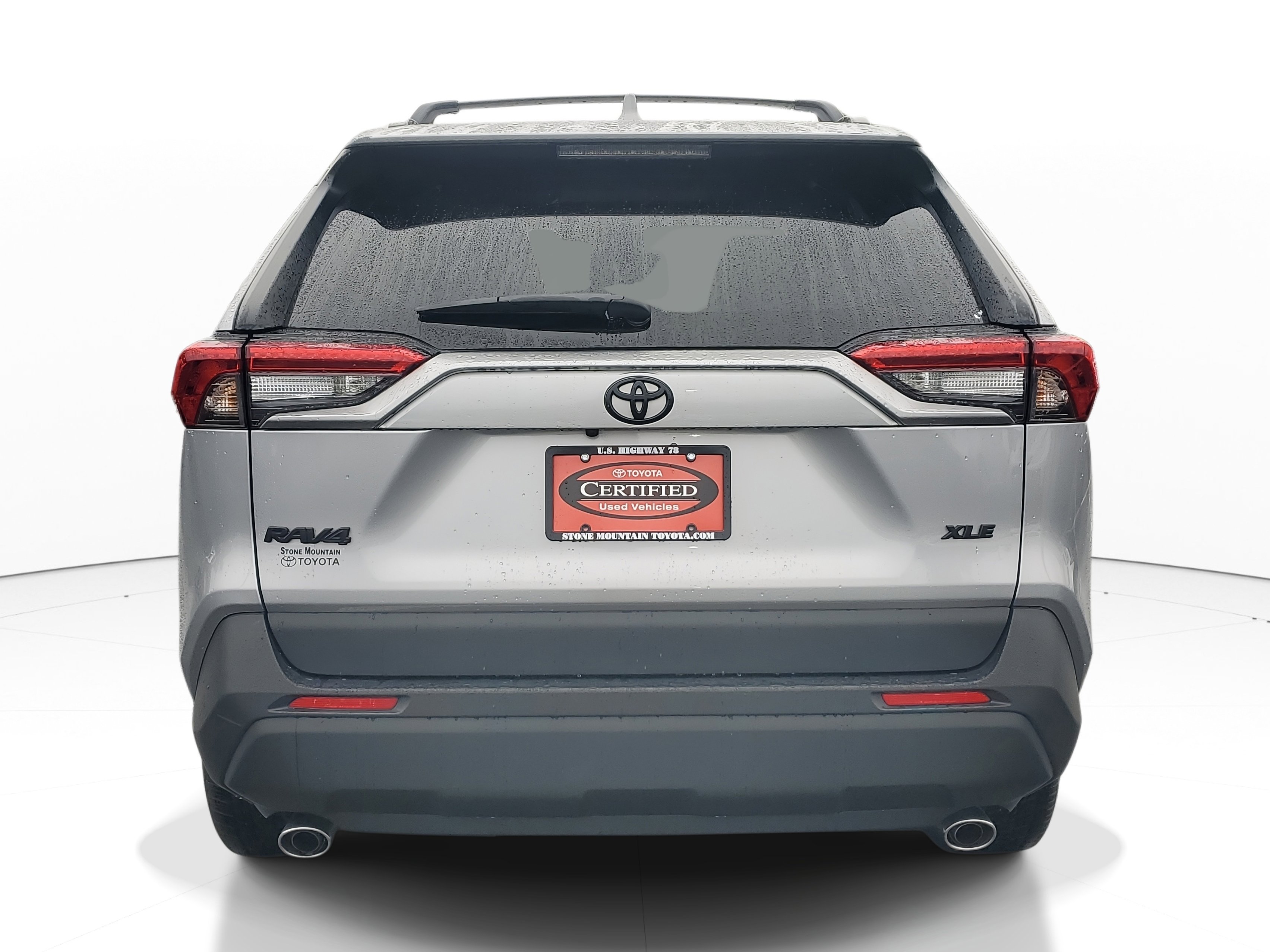 Used 2022 Toyota RAV4 XLE Premium image 5