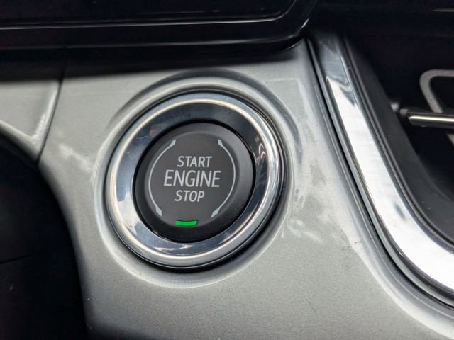 New 2026 Chevrolet Trax LT w/ Sunroof Package FWD image 20