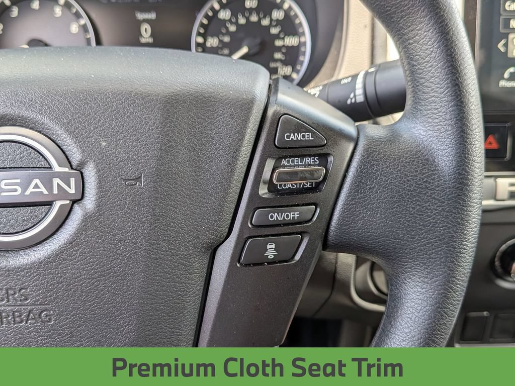 Certified 2025 Nissan Frontier SV RWD image 22