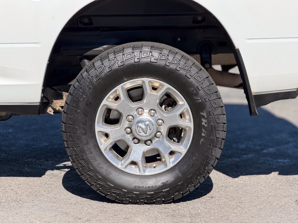 Used 2024 RAM 2500 Laramie w/ Safety Group AWD/4WD image 3