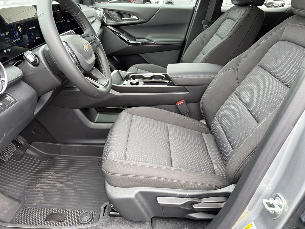 New 2026 Chevrolet Equinox LT FWD image 15