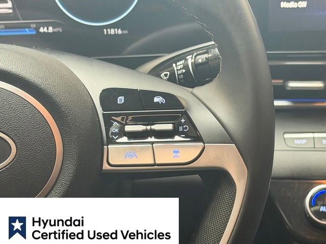 Certified 2025 Hyundai Elantra SEL FWD image 20