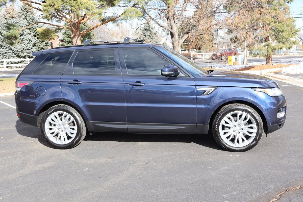 Used 2014 Land Rover Range Rover Sport HSE image 3