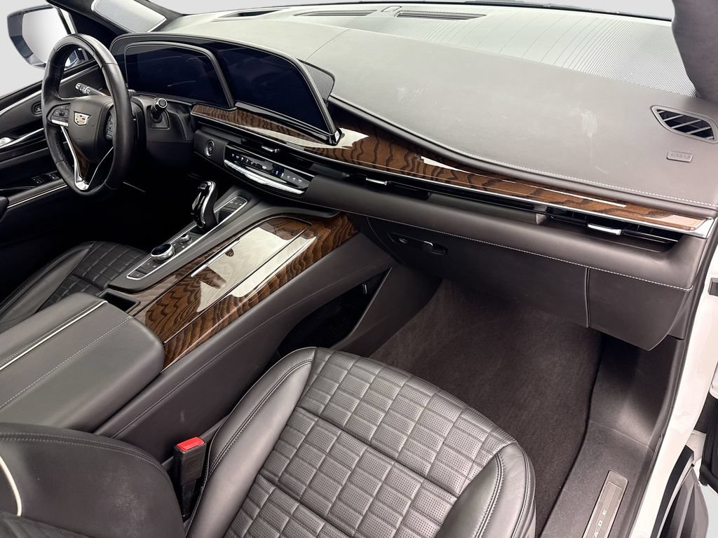 Used 2022 Cadillac Escalade Sport Platinum AWD/4WD image 16