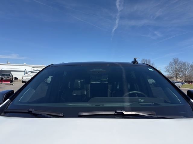 Used 2024 Cadillac Escalade Sport Platinum w/ LPO, ONYX Package image 25